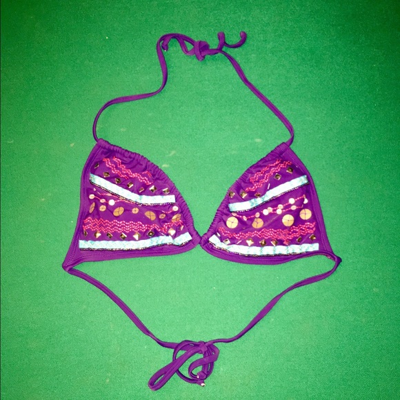 ⭐️ Free w/ purchase⭐️Cute Triangle bikini top - Picture 1 of 1